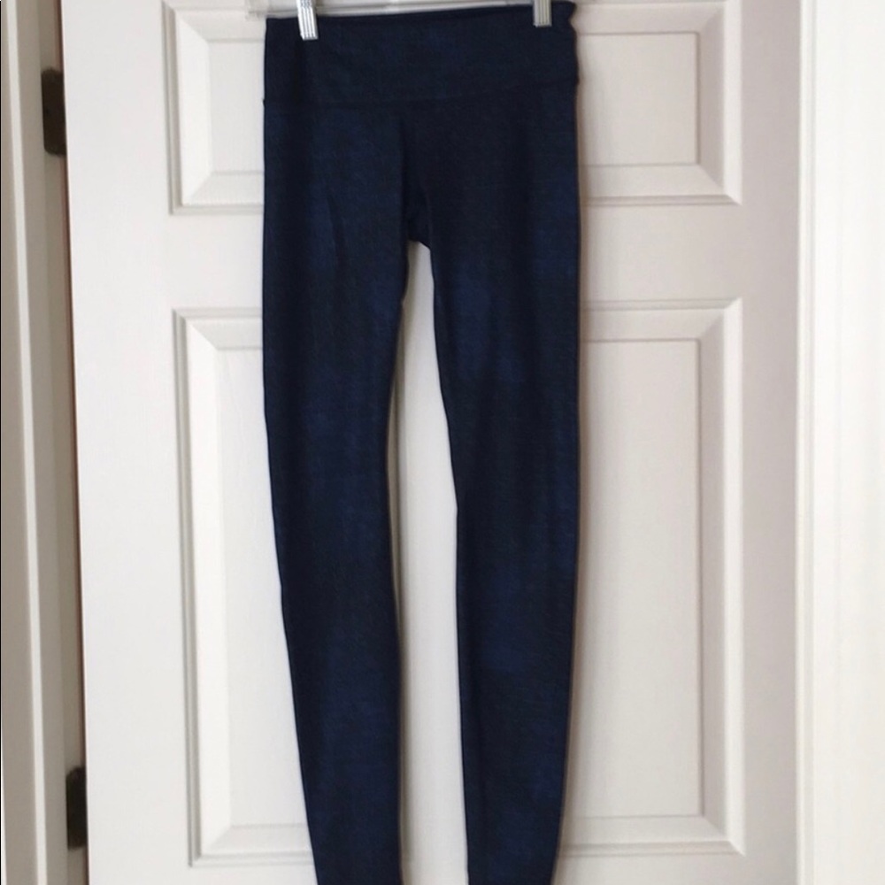 Fun blue design, LULU size 4 pants
